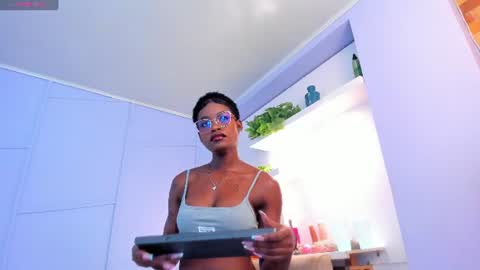 Amelia Adams online show from 07.06.26