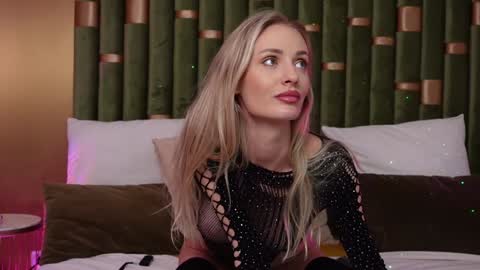 Amelia online show from 12.30.24