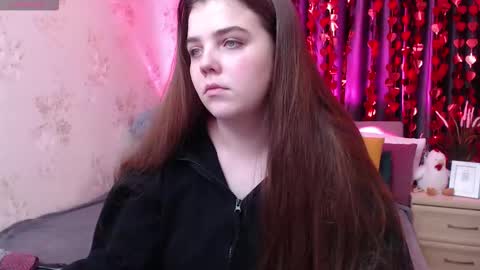 Snapshot of ameliabailey chatting on 02.07.26 Alisa online show from 02.07.26