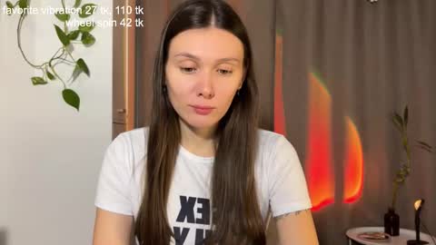 Snapshot of ameliahenderson chatting on 09.28.25 Ameli online show from 09.28.25