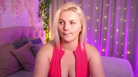 Snapshot of ameliawells chatting on 05.23.26 Amelia online show from 05.23.26
