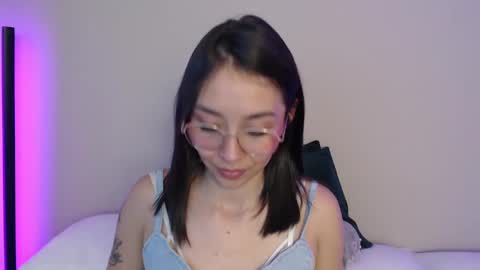 Snapshot of amelie_bss chatting on 02.08.25 Amelie online show from 02.08.25