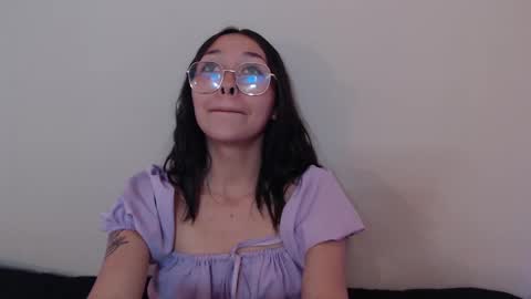 Snapshot of amelie_bss chatting on 03.04.25 Amelie online show from 03.04.25