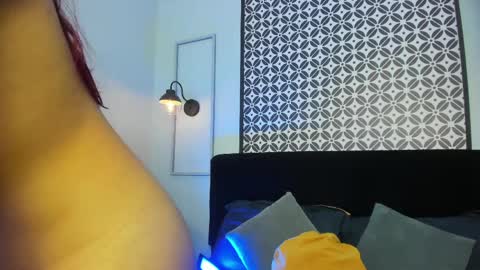 Snapshot of amelie_furtado chatting on 05.03.26 amelie online show from 05.03.26