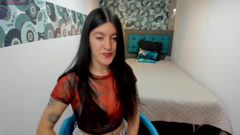A M E L I E online show from 01.24.25