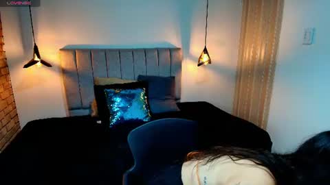 A M E L I E online show from 07.10.26