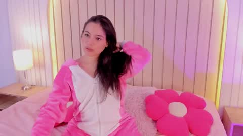 Amelia online show from 11.18.25