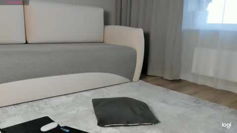 Amelina Love online show from 11.16.25