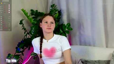 AmeliRoyse online show from 09.11.25