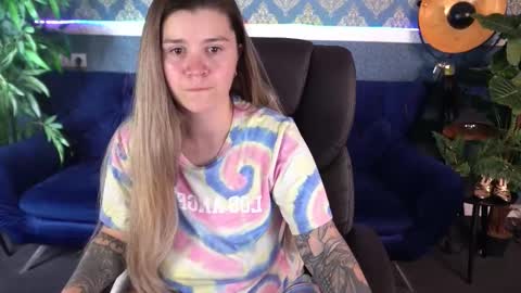 amellymillyy online show from 11.16.25