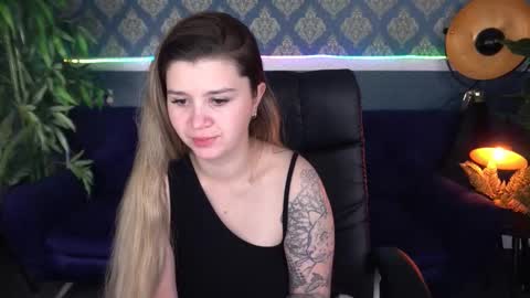 amellymillyy online show from 11.30.25