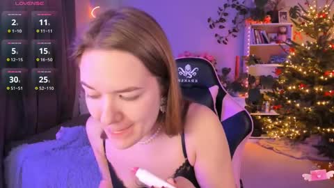 Hi-hi I am Kate welcome to my sexy room online show from 12.26.24