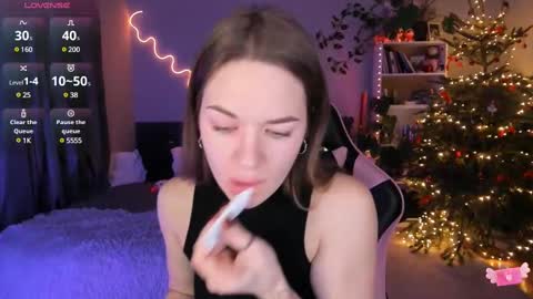 Hi-hi I am Kate welcome to my sexy room online show from 01.24.25