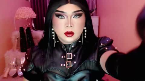 Snapshot of amiadoll chatting on 09.20.25 Queen Mireska online show from 09.20.25