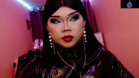 Queen Mireska online show from 06.07.26