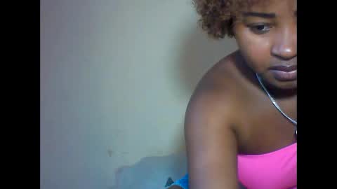 Snapshot of amielle_01 chatting on 04.17.26 amielle_01 online show from 04.17.26