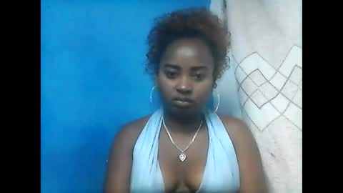 Snapshot of amielle_01 chatting on 05.08.26 amielle_01 online show from 05.08.26