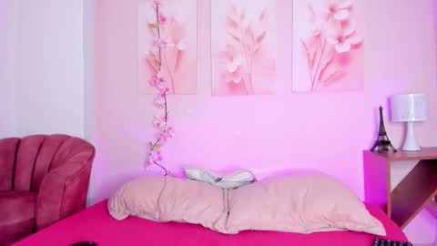 AmiiClark  online show from 02.18.26