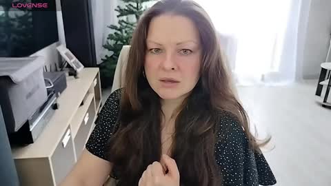 Mila online show from 04.11.26