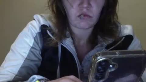 amileamariestar online show from 12.23.24