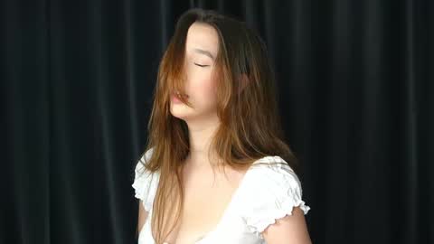 A online show from 10.03.25