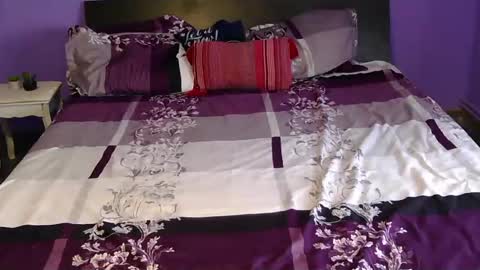 AmiraSuna online show from 02.24.25