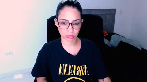 Snapshot of ammanda_ chatting on 05.15.26 diana online show from 05.15.26