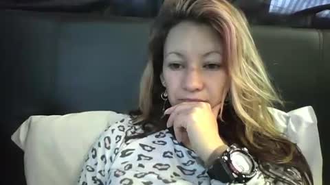 Paula D online show from 12.19.24