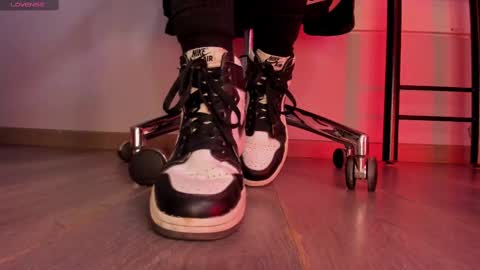 Snapshot of ammeliaa_ chatting on 09.18.25 Amelia online show from 09.18.25