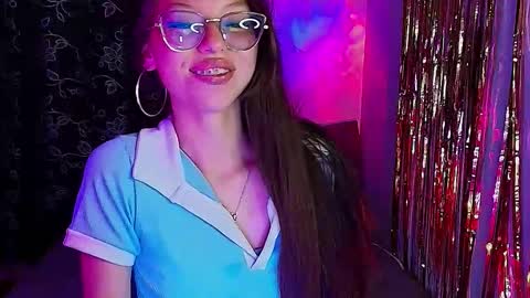 Snapshot of ammeliejoy chatting on 12.04.25 Ammelie online show from 12.04.25