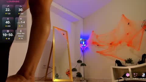 Snapshot of ammelya chatting on 10.23.25 Amelya online show from 10.23.25