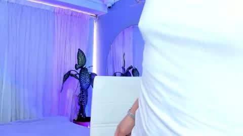 Ammy Nova online show from 01.07.26