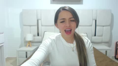 ammy_velez online show from 12.26.24