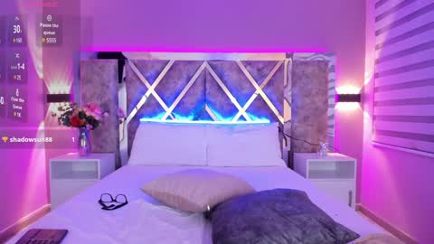 Snapshot of ammyjoness_ chatting on 01.08.25 Ammy Jones online show from 01.08.25