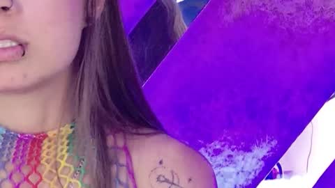 Snapshot of ammyjoness_ chatting on 03.26.26 Ammy Jones online show from 03.26.26