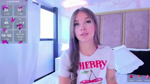 Snapshot of ammyjoness_ chatting on 04.15.26 Ammy Jones online show from 04.15.26