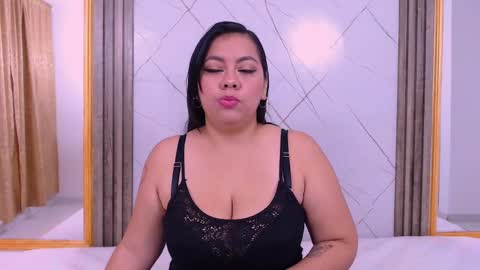 AmmyPike online show from 02.11.25