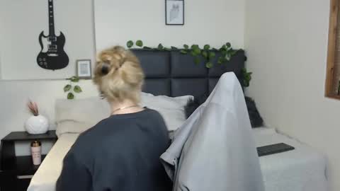 Amnesia online show from 09.22.25