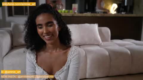 Snapshot of amnie_ chatting on 06.08.26 RETURN 30TH 100 explicit on online show from 06.08.26