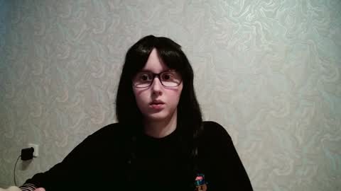 Snapshot of amomira chatting on 03.10.25 Amomira online show from 03.10.25