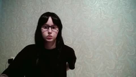 Snapshot of amomira chatting on 09.13.25 Amomira online show from 09.13.25