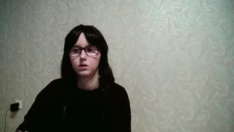 Snapshot of amomira chatting on 09.14.25 Amomira online show from 09.14.25