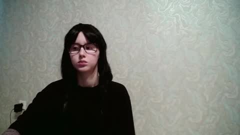 Snapshot of amomira chatting on 09.19.25 Amomira online show from 09.19.25