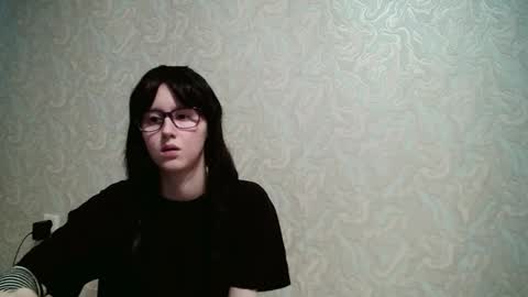 Snapshot of amomira chatting on 10.10.25 Amomira online show from 10.10.25