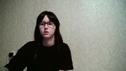 Snapshot of amomira chatting on 10.12.25 Amomira online show from 10.12.25