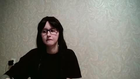 Snapshot of amomira chatting on 10.13.25 Amomira online show from 10.13.25