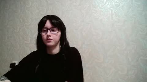 Snapshot of amomira chatting on 11.18.25 Amomira online show from 11.18.25