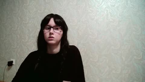 Snapshot of amomira chatting on 11.29.25 Amomira online show from 11.29.25