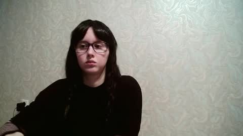 Snapshot of amomira chatting on 12.14.25 Amomira online show from 12.14.25