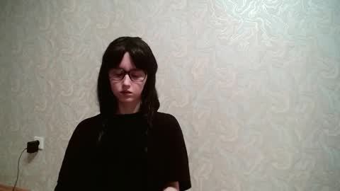 Snapshot of amomira chatting on 12.15.25 Amomira online show from 12.15.25